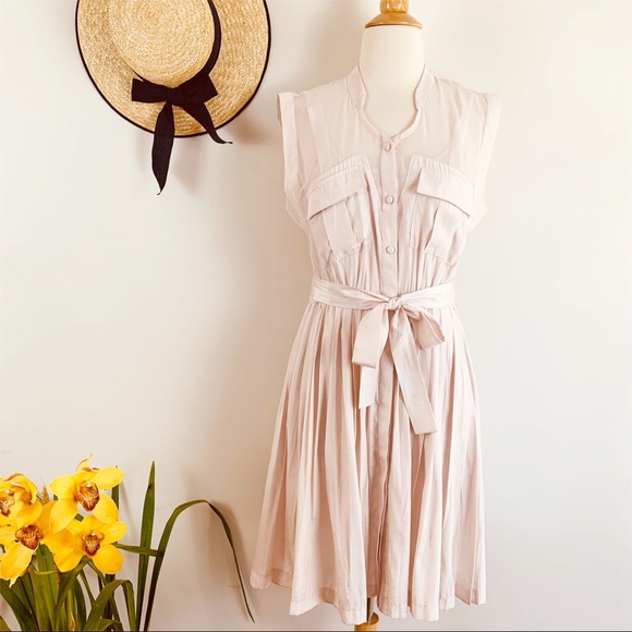 Anthropologie Dresses & Skirts - Anthropologie pleated pocketed front dress
